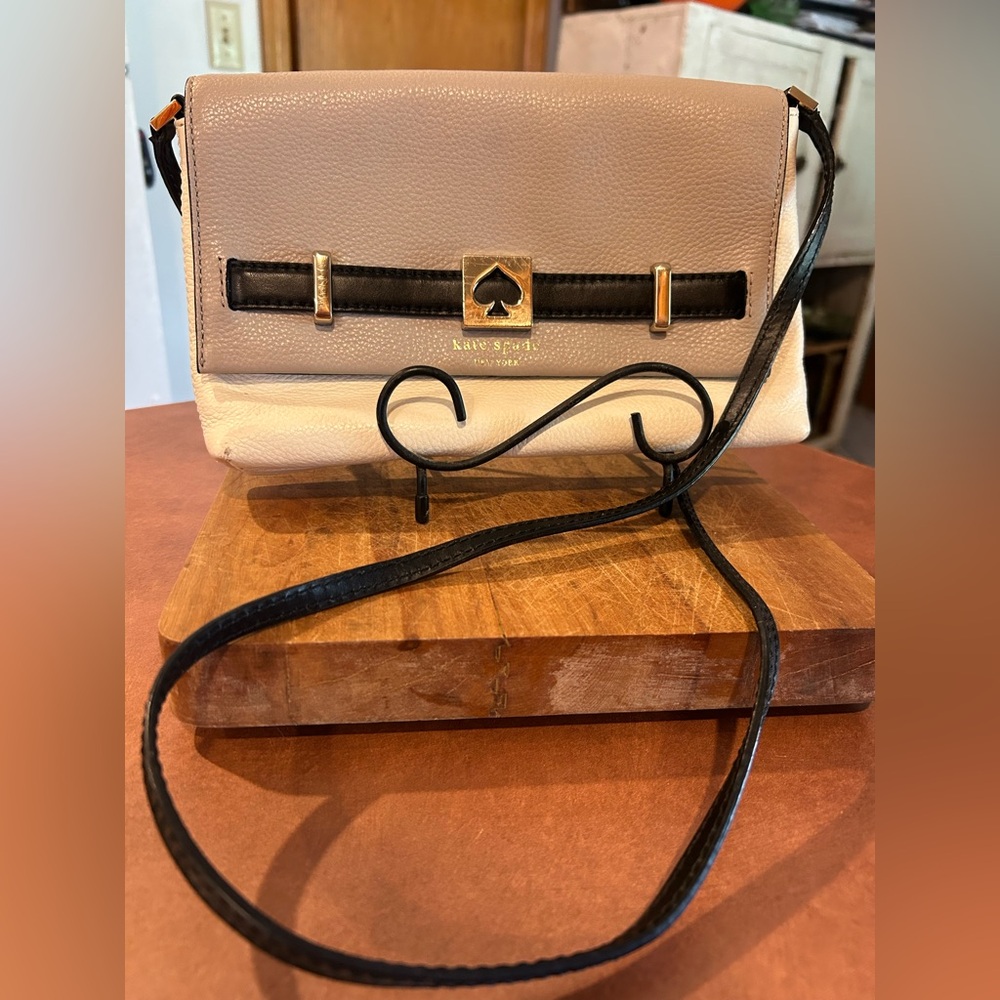 Kate Spade Cream and Black Crossbody Bag